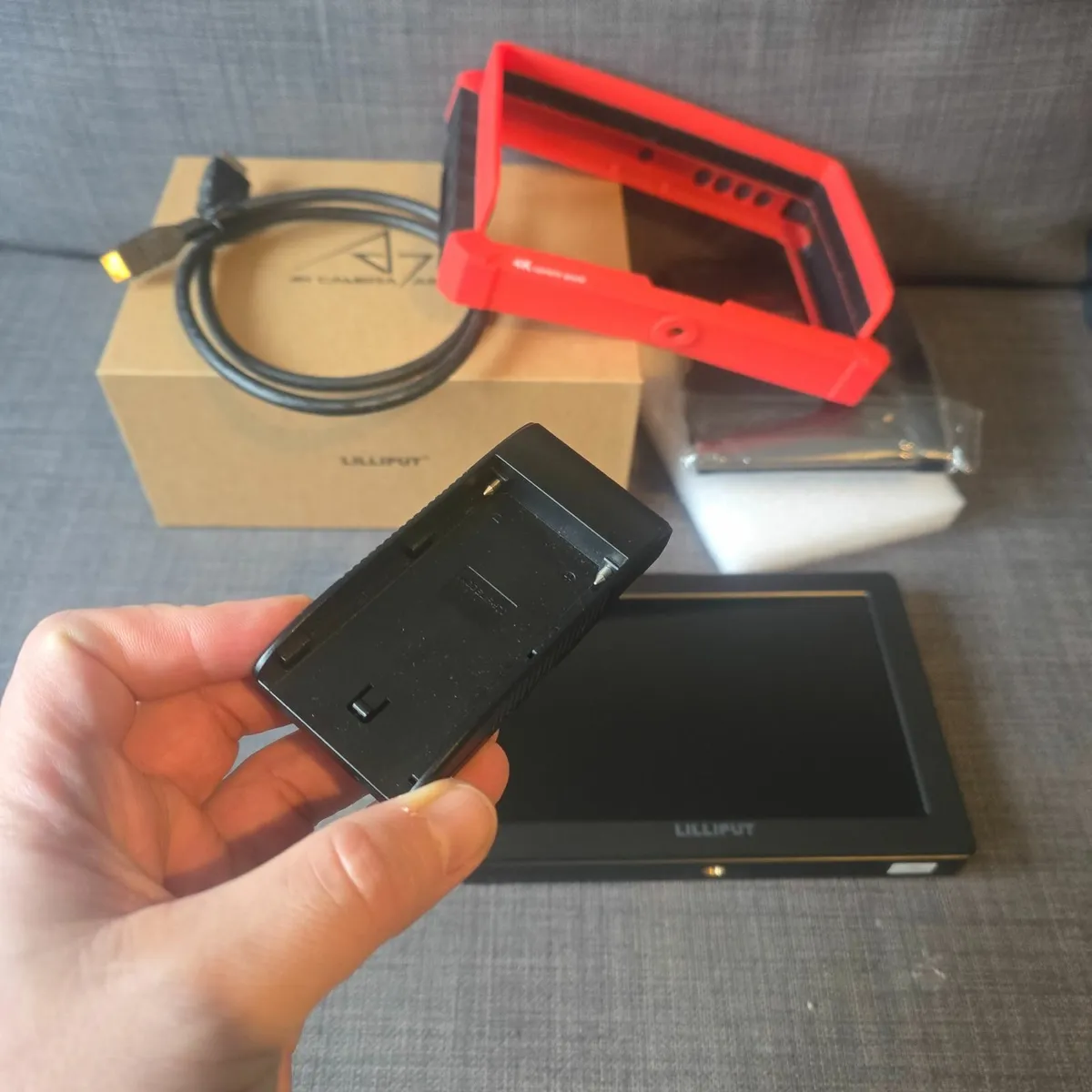 Camera Monitor 4K HDMI (Like New) - Image 3