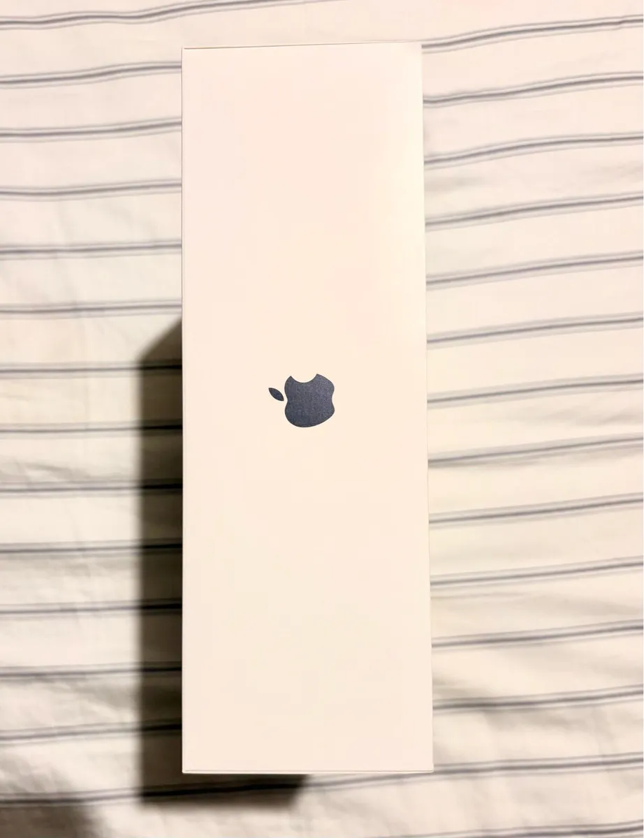 AirPods Max Midnight **BRAND NEW** unopened - Image 4