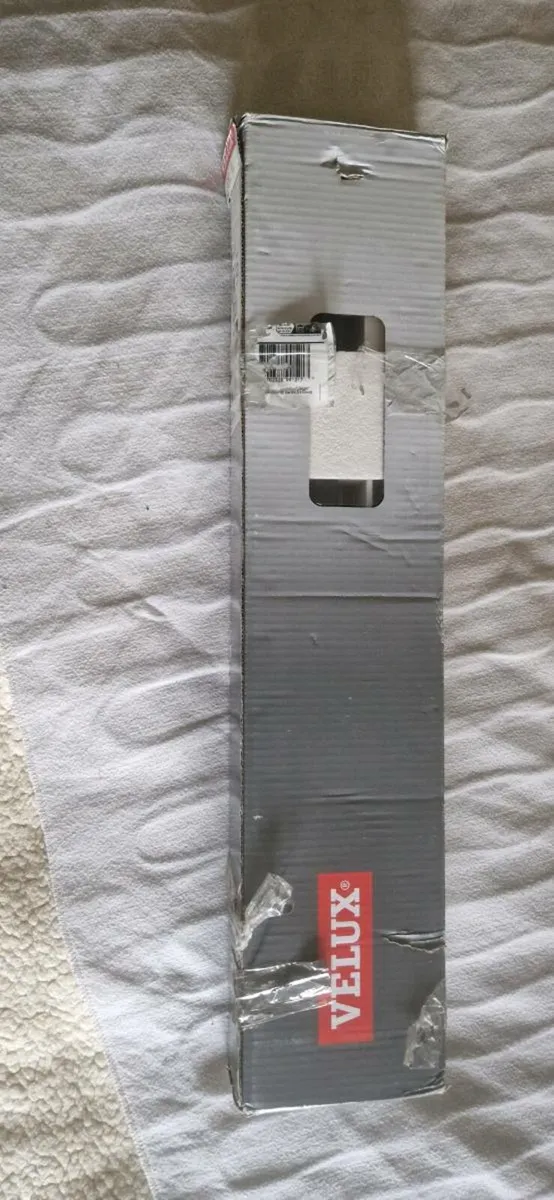 VELUX SOLAR BLIND 74 x 38cm c04 - Image 2