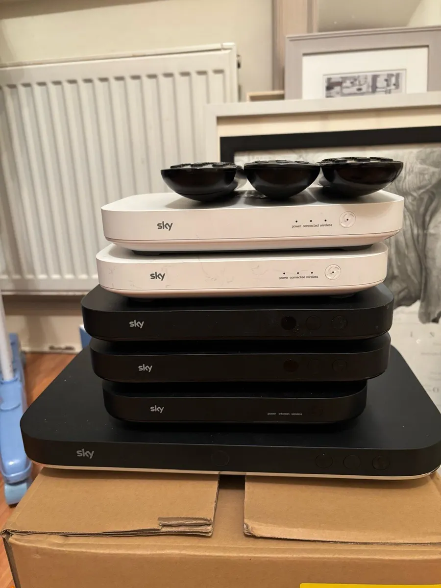 Sky Q boxes and boosters - Image 1