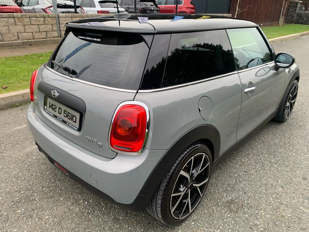 2014 Mini One diesel, Nctd 11/26, Taxed 11/25 - Image 3