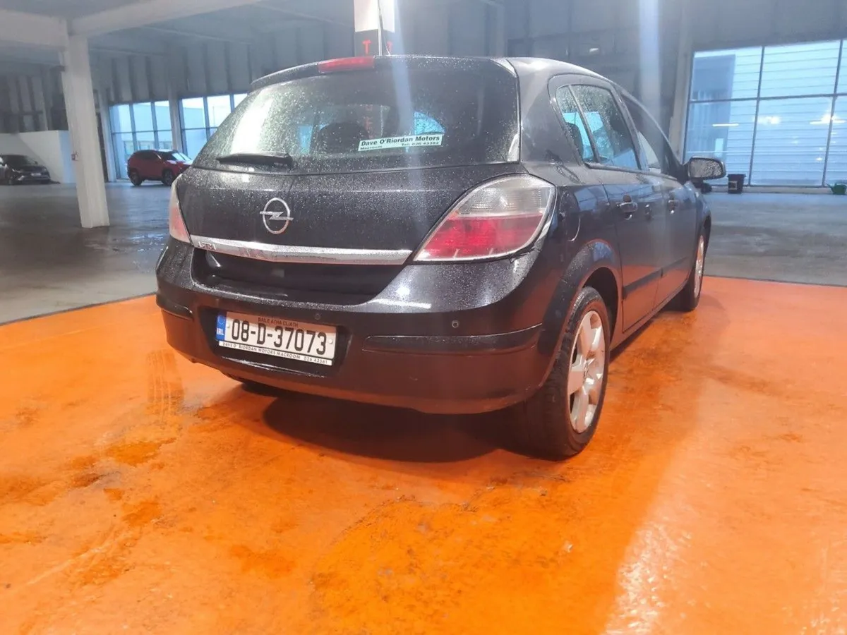 Opel Astra 1.4 16V Exclusiv - Image 4