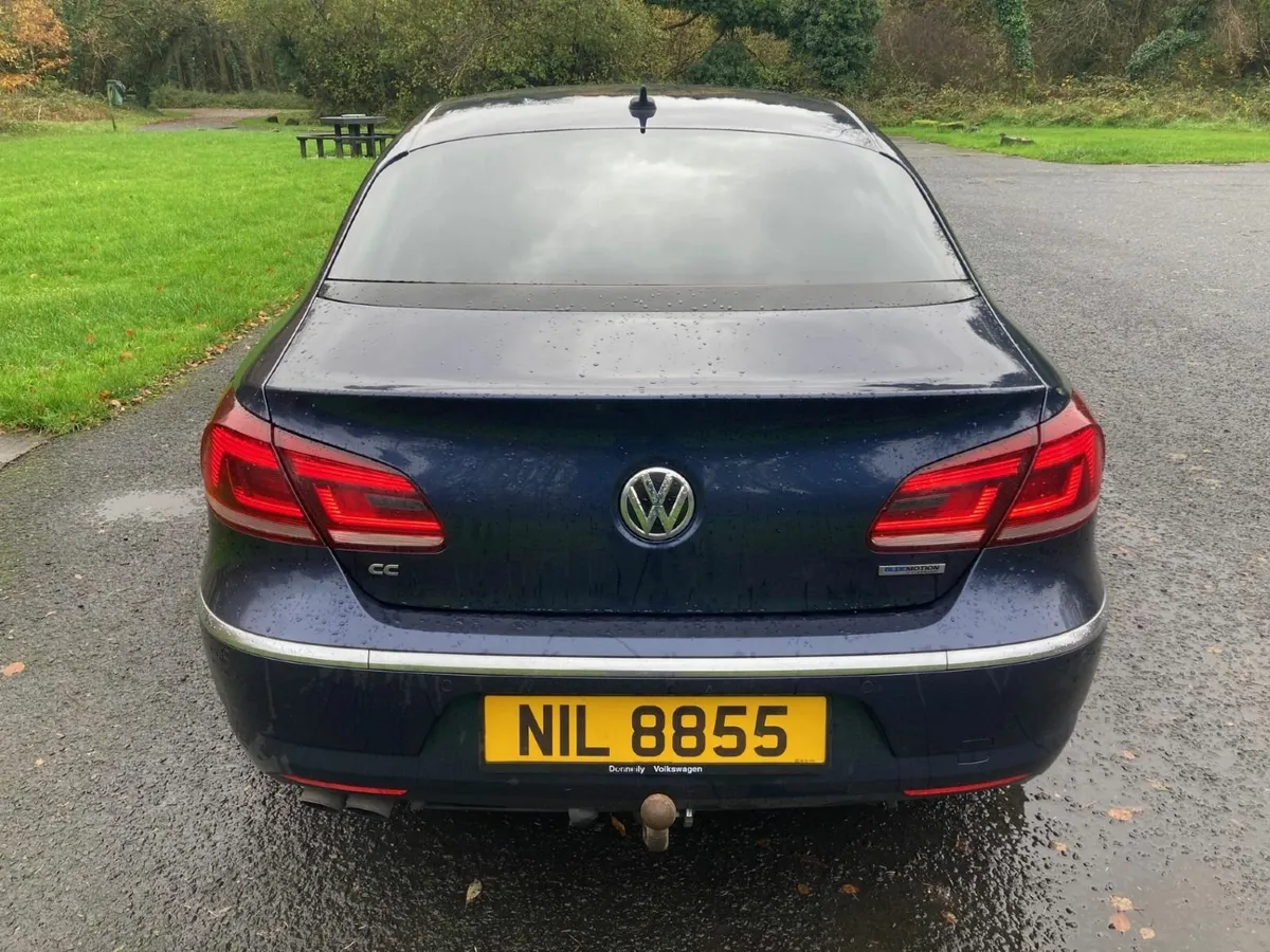 Volkswagen Passat 2013 - Image 4