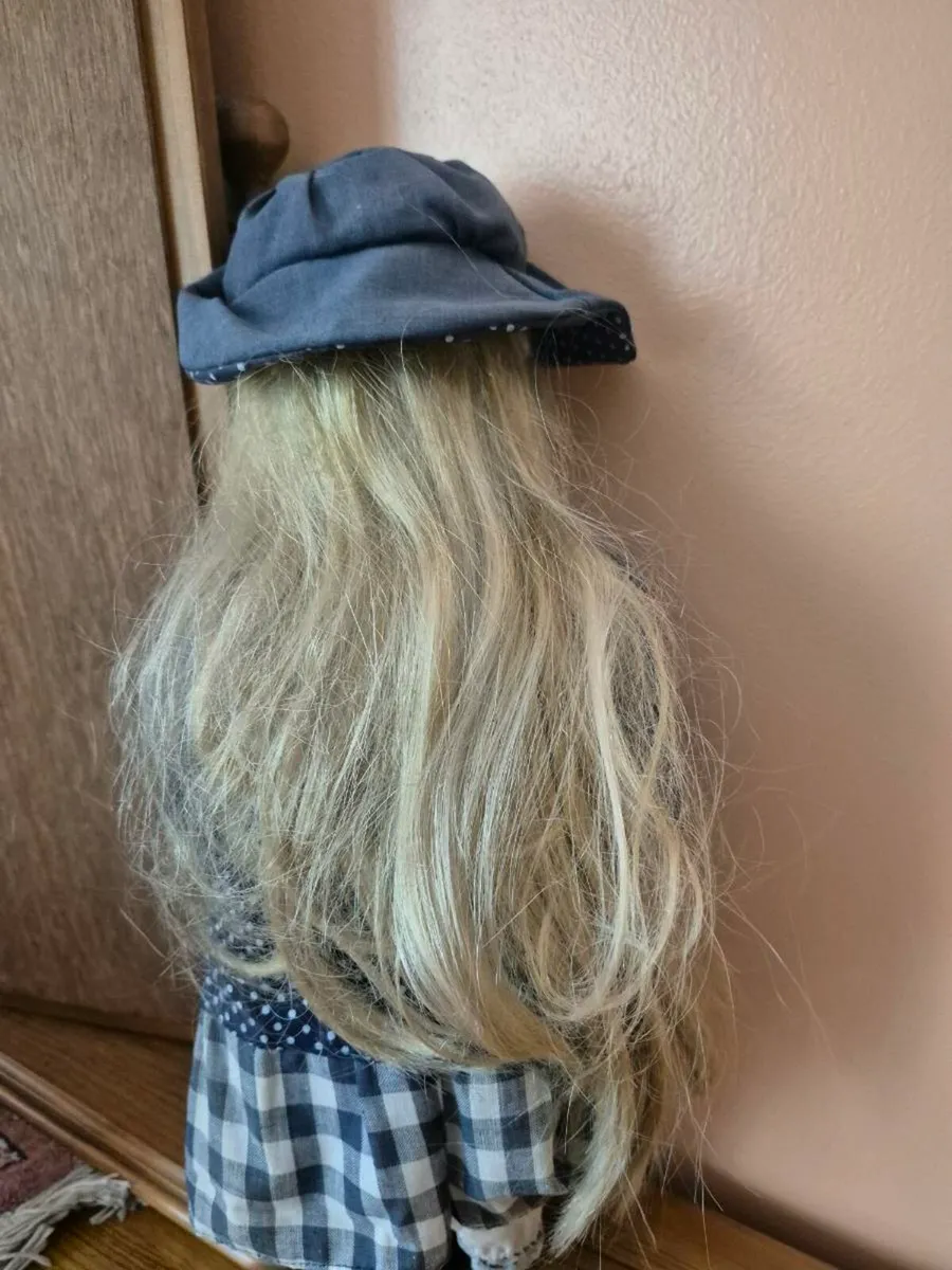 Vintage Doll - Image 2