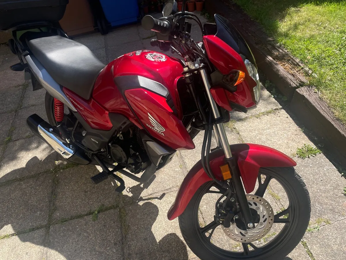 Honda CB125F 2024 - Image 2