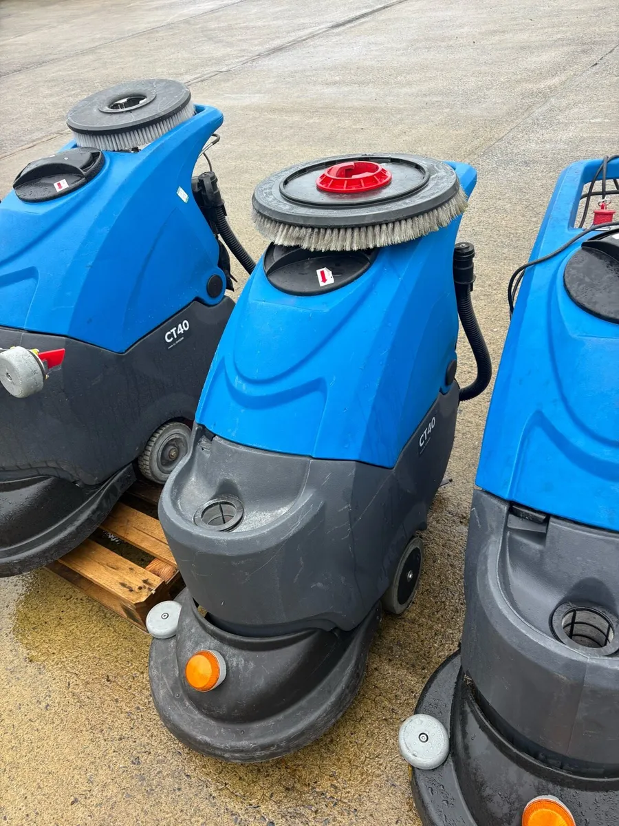 Ct40 floor cleaners - Image 1