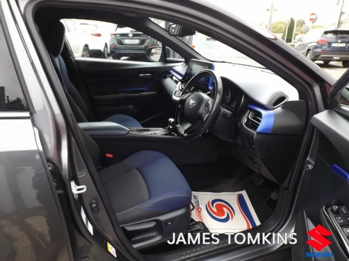 Toyota C-HR 1.8 HYBRID LUNA SPORT - Image 3