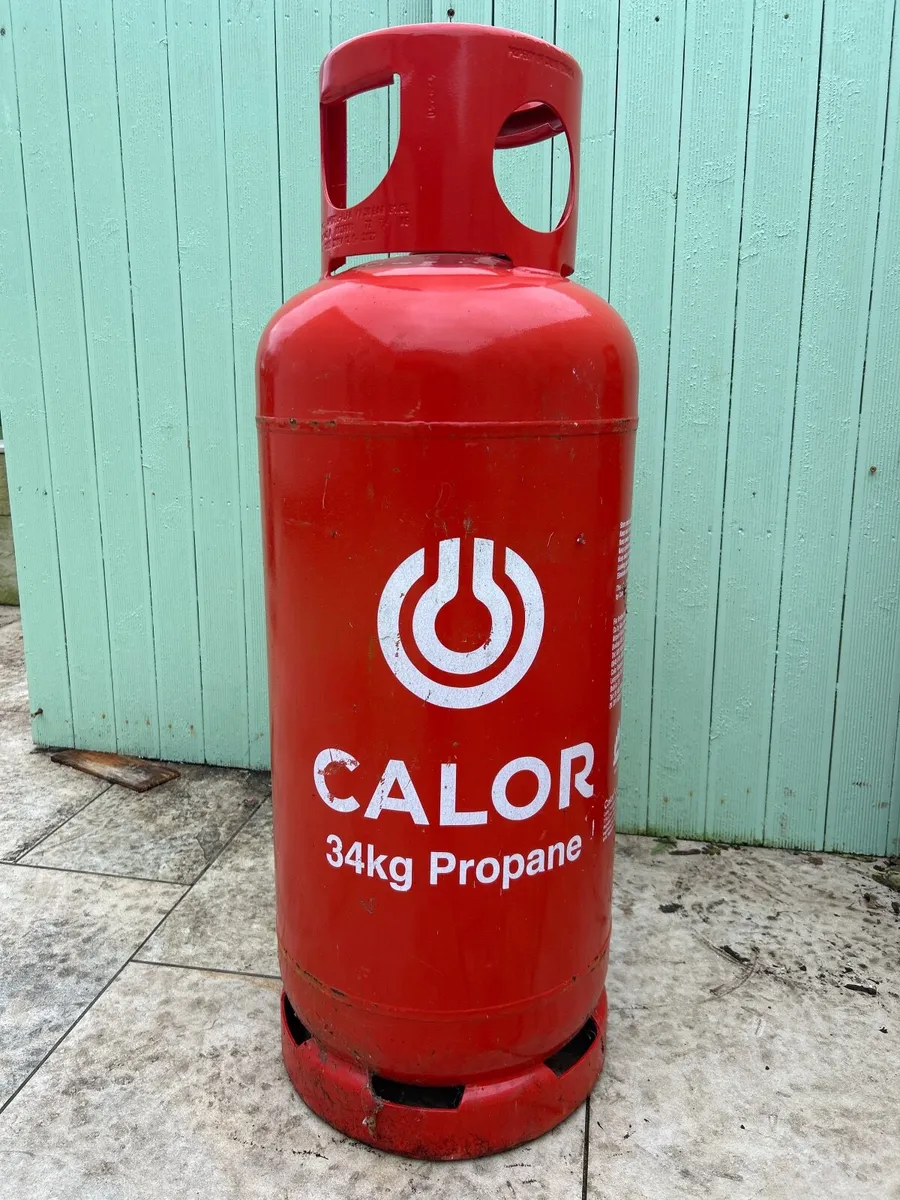 Gas cylinder