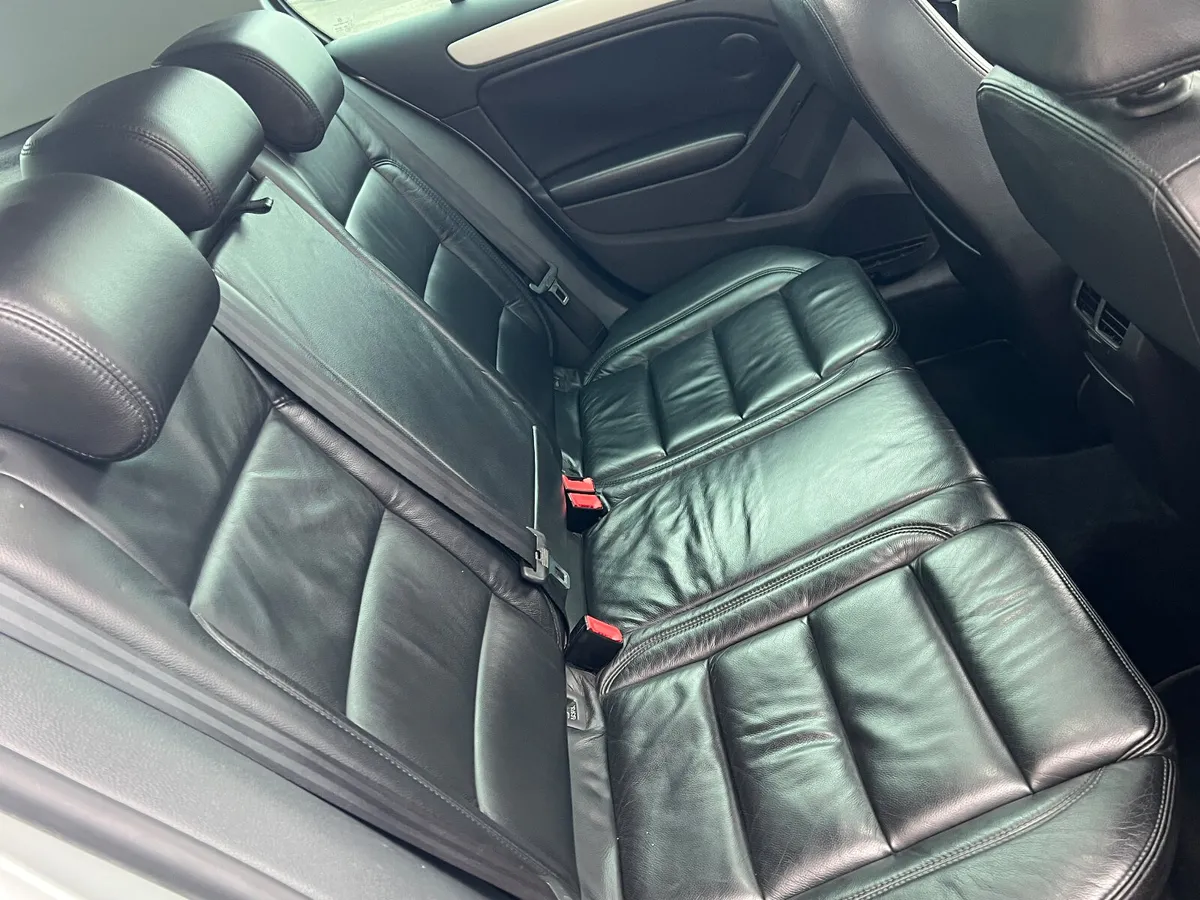 Volkswagen Golf 1.4 TSI Highline Auto - Image 4