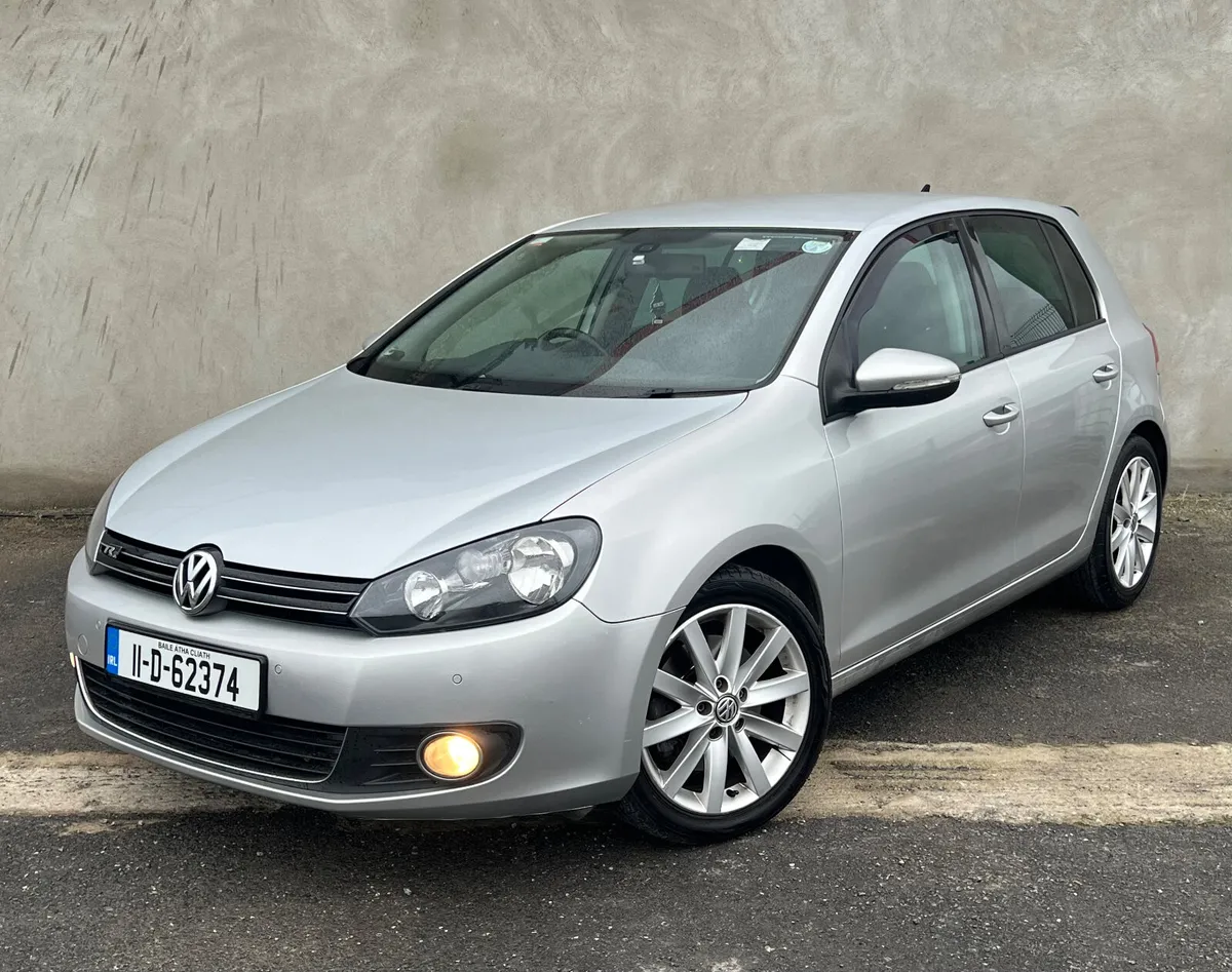 Volkswagen Golf 1.4 TSI Highline Auto - Image 1