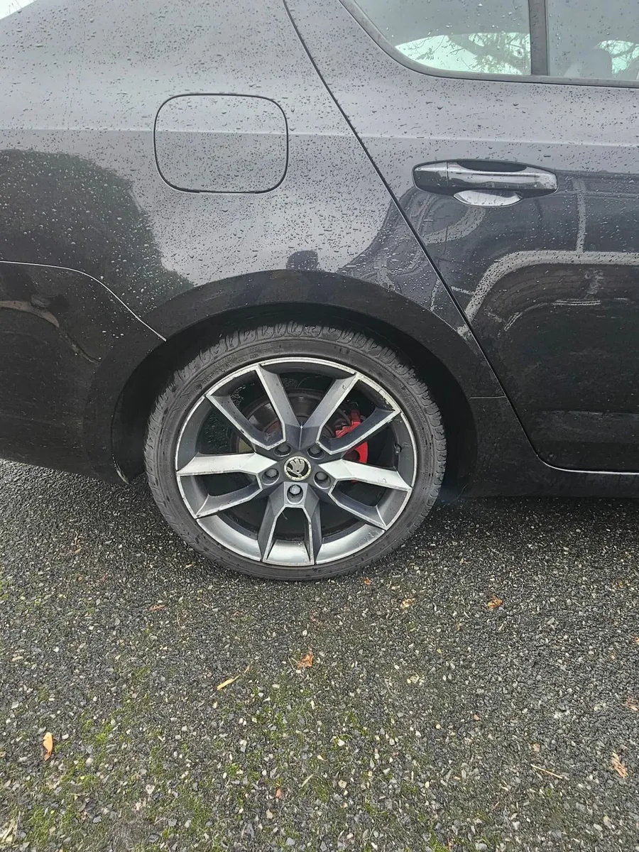 Skoda Octavia 2015 VRS 2.0 TDI 184 BHP - Image 4