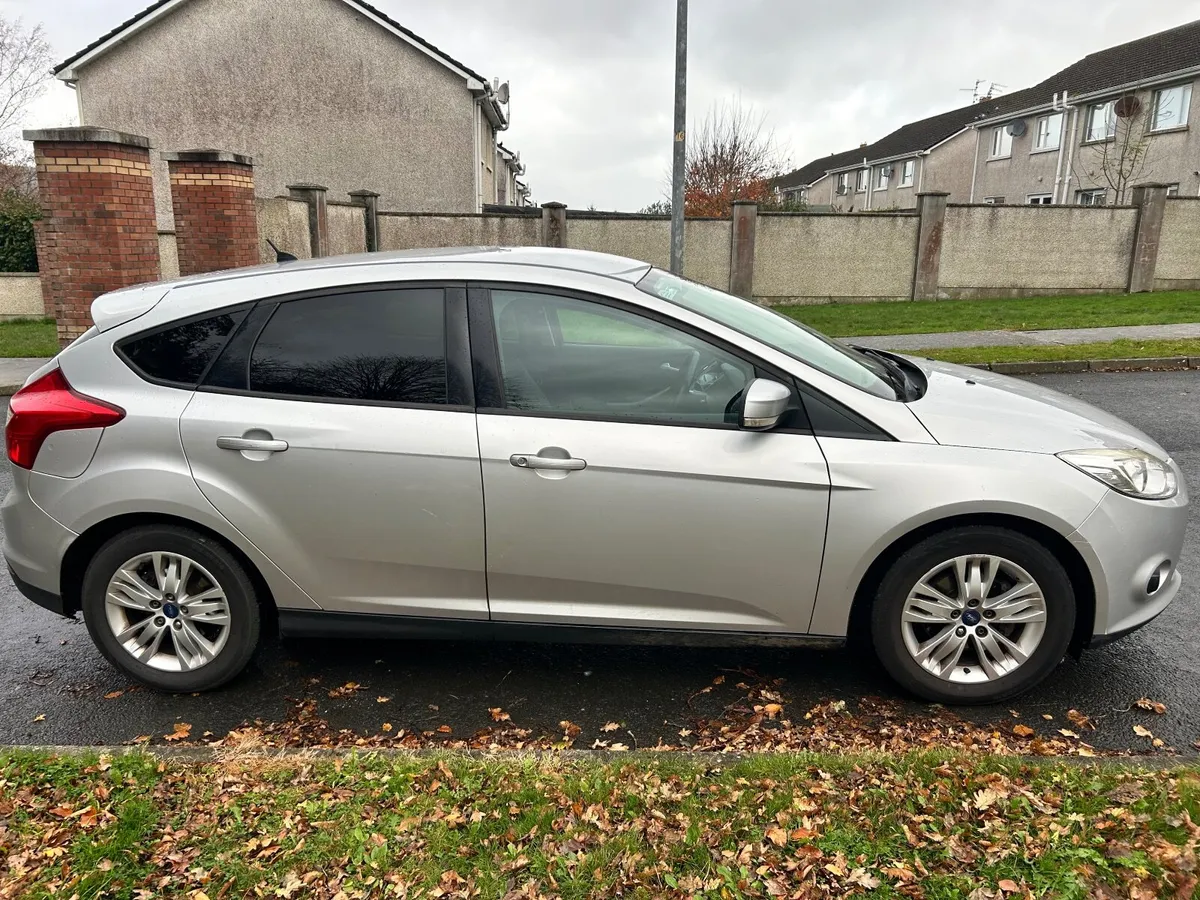 Ford Focus 2012 - Image 4