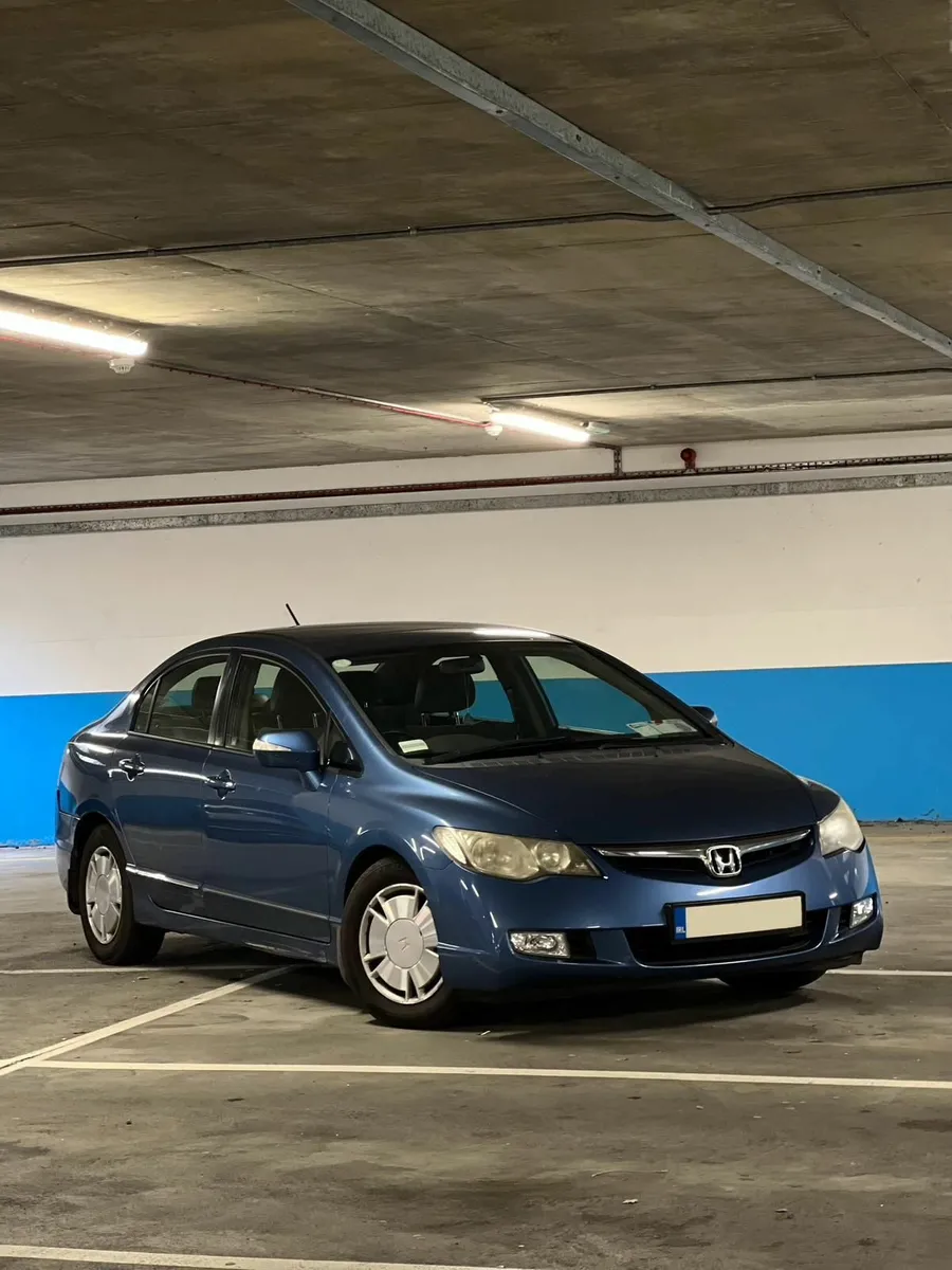 Honda Civic 2007 - Image 1