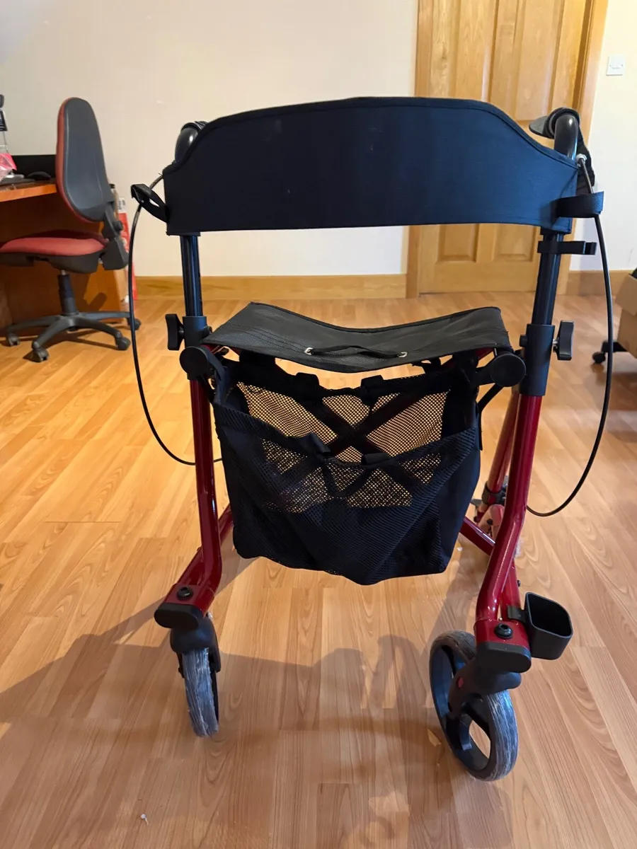 Mobility rollator - Image 2