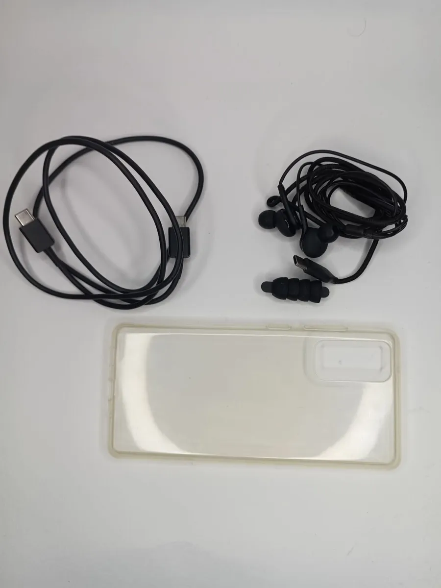 Samsung Galaxy S20 FE 5G, excellent condition - Image 4