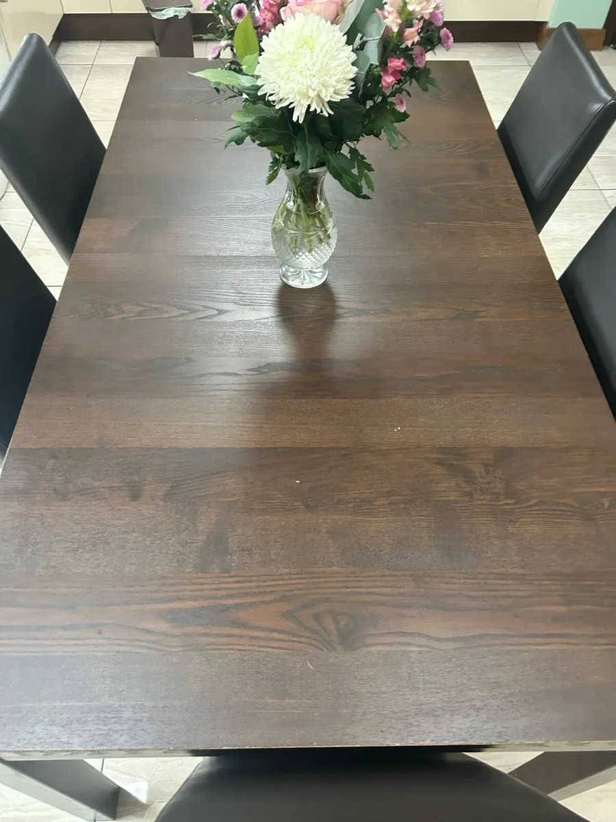 Dining room table - Image 2