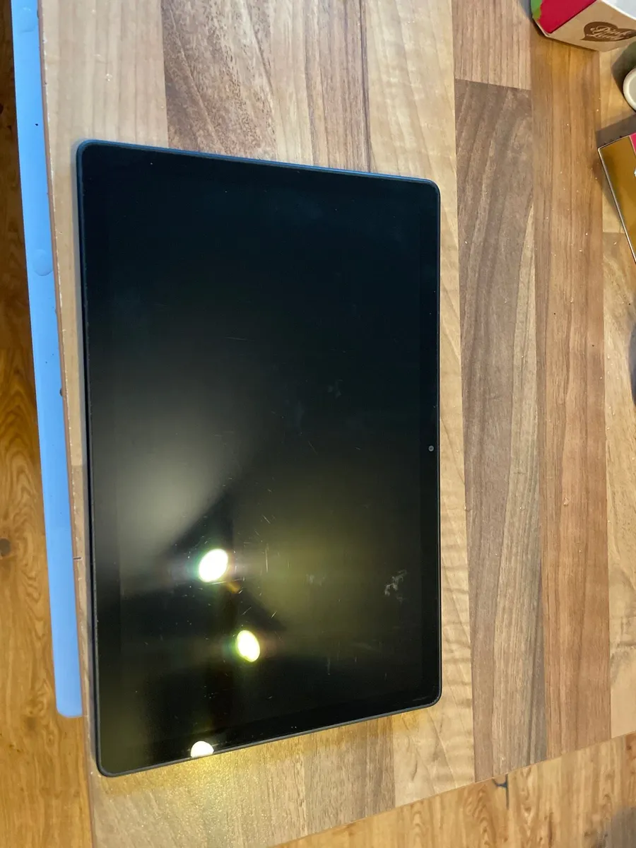 Galaxy tab A7 tablet - Image 2