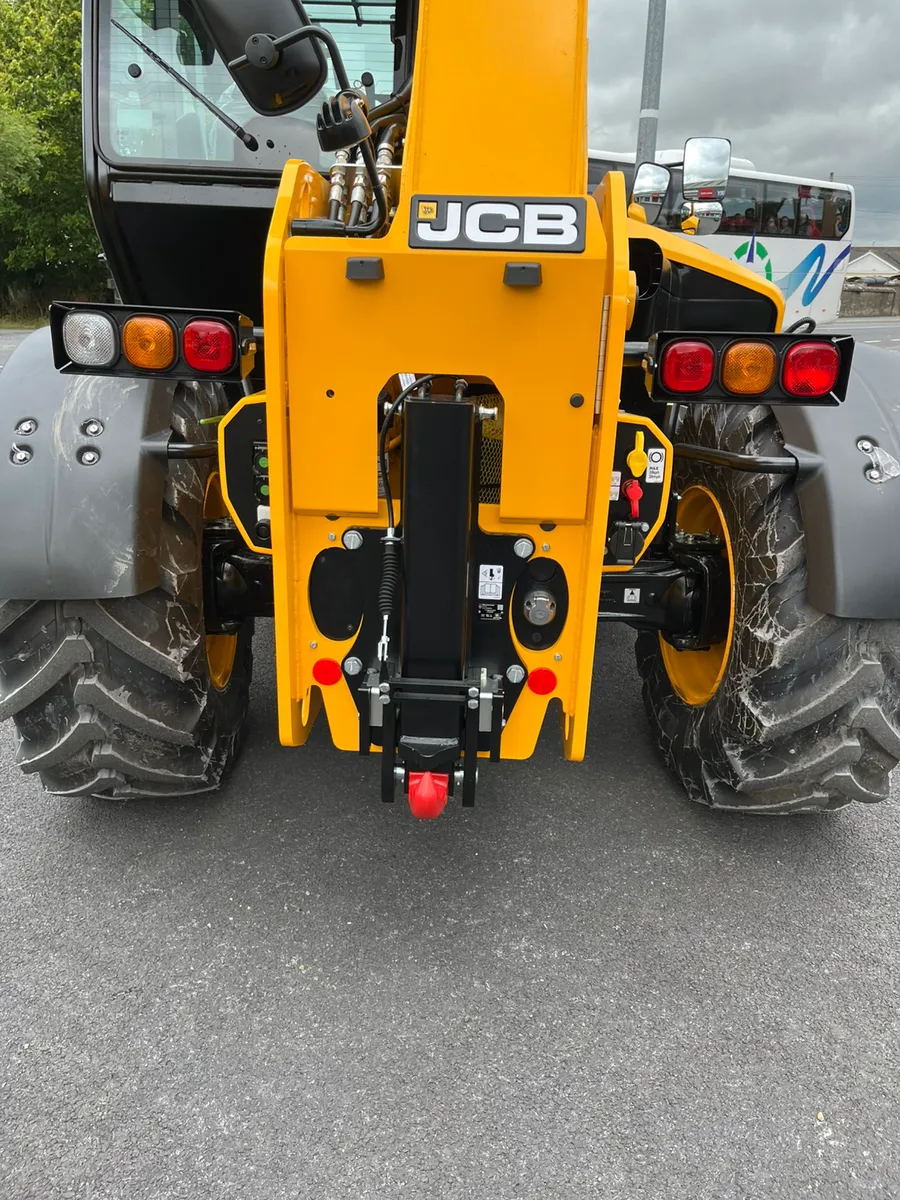 Jcb loaders @ Kilkenny Agri - Image 2