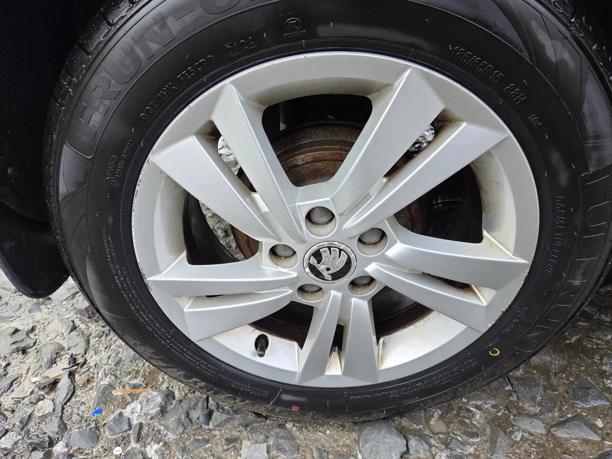 Alloy Wheel set 15" 2019 Skoda Fabia  185/65/15 - Image 2
