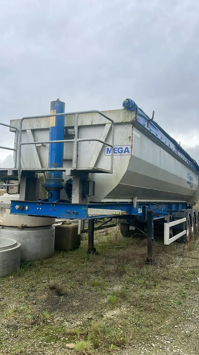 Tipping trailer - Image 4