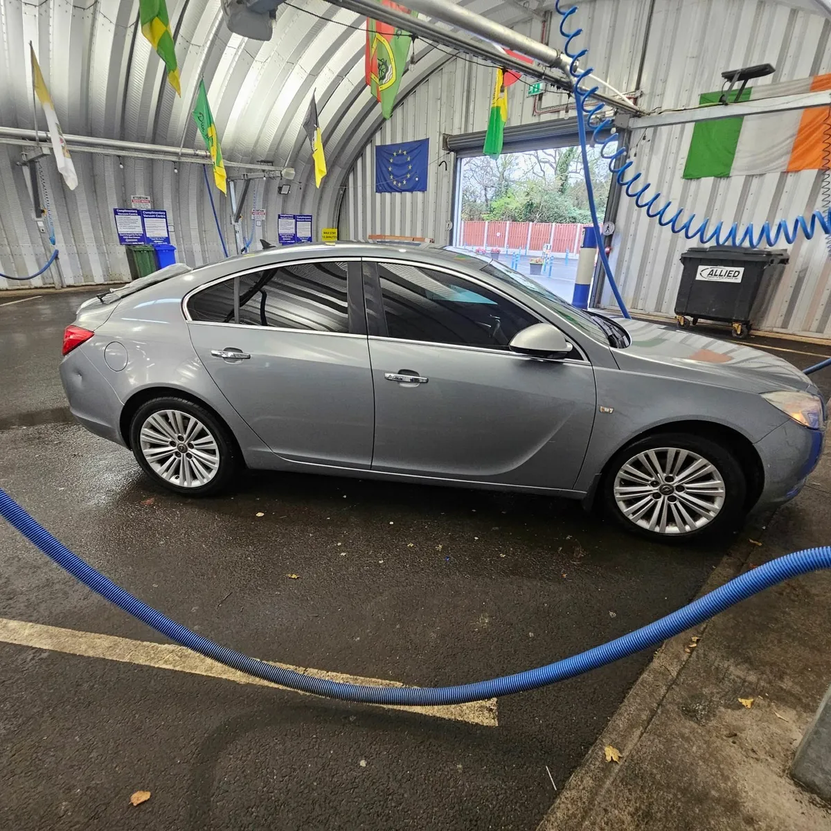 132 opel insignia Nct and tax - Image 1