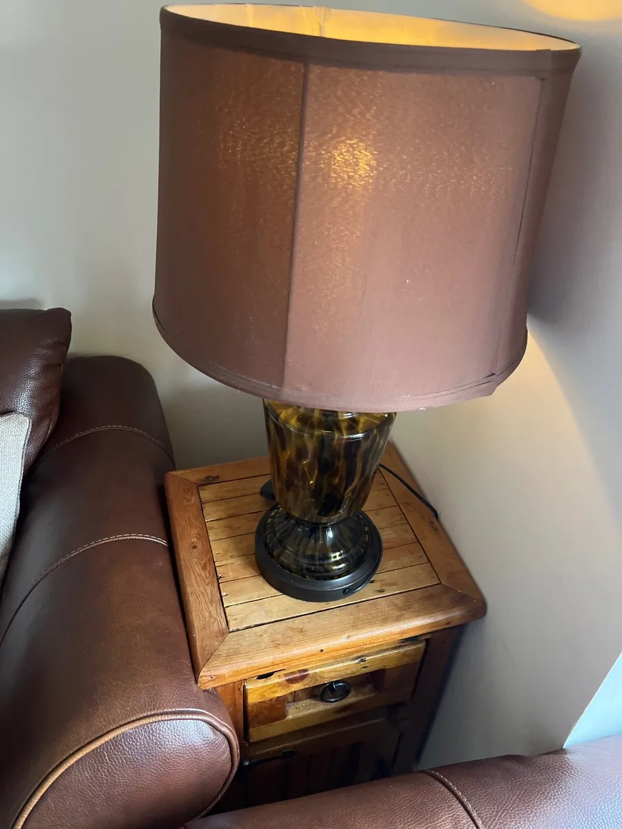 Side tables and lamps - Image 2