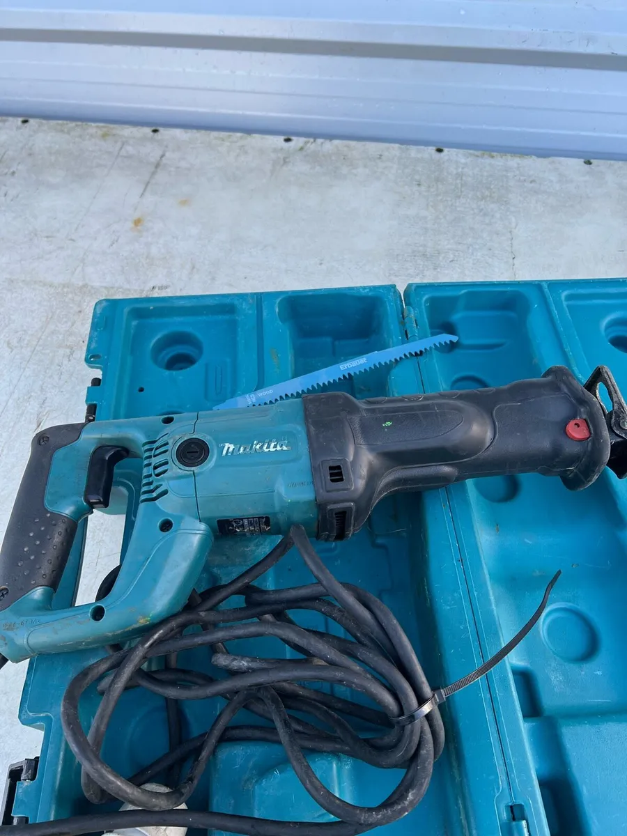 Reciprocating saw Makita JR3050T1 110 Volt - Image 2