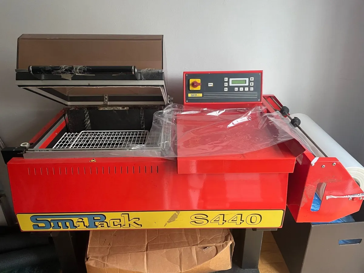 Shrink Wrapper/sealing machine - Image 2