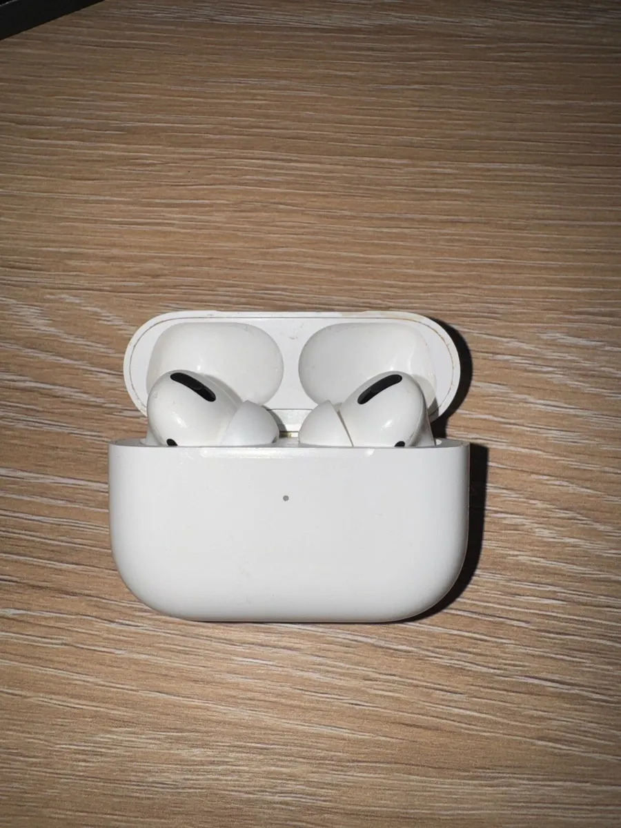 AirPods Prob Gen 1 - Image 1