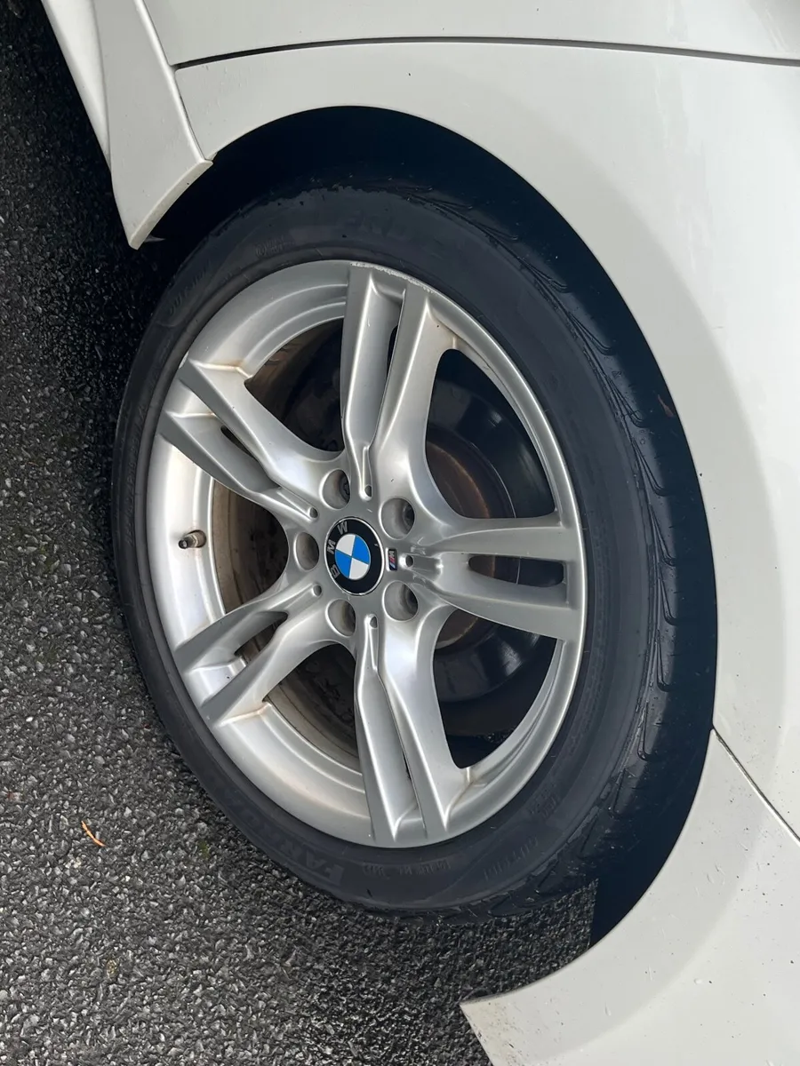 BMW 3-Series 2017 - Image 3