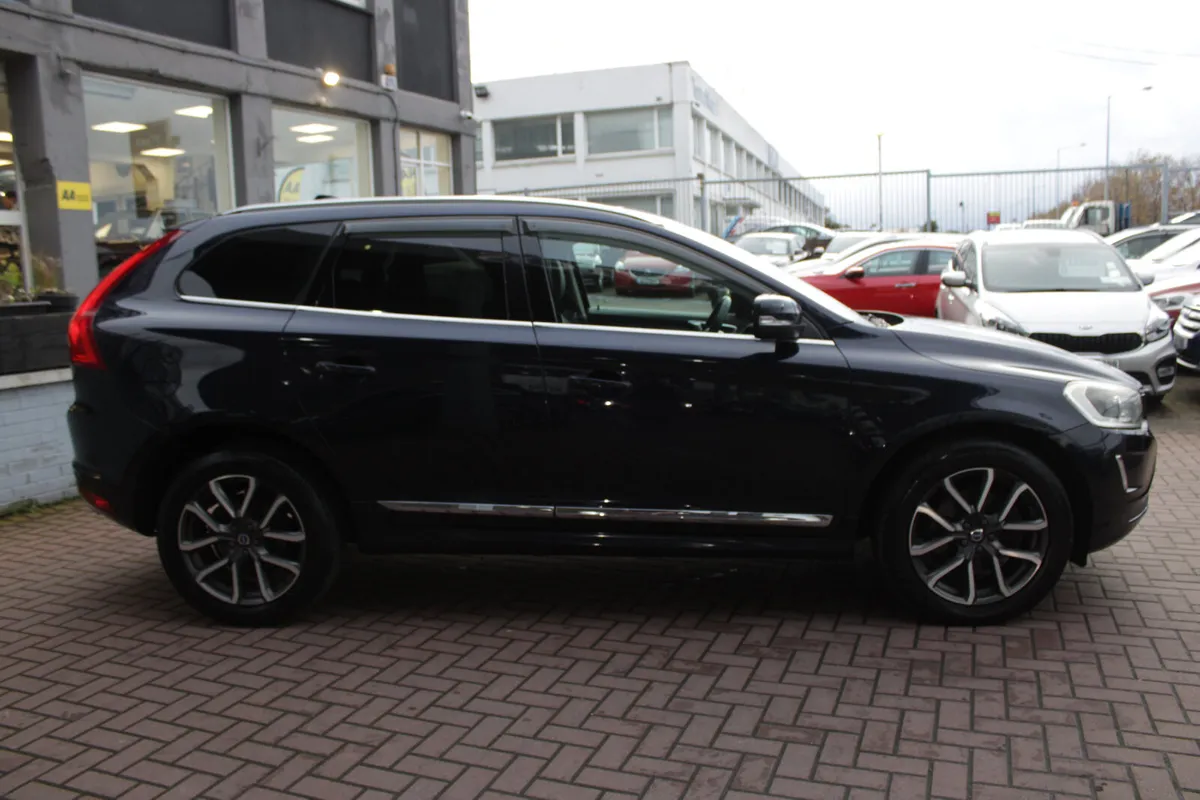 2.0D4 CLASSIC LUXURY EDITION 5DR ESTATE AUTO // PA - Image 3