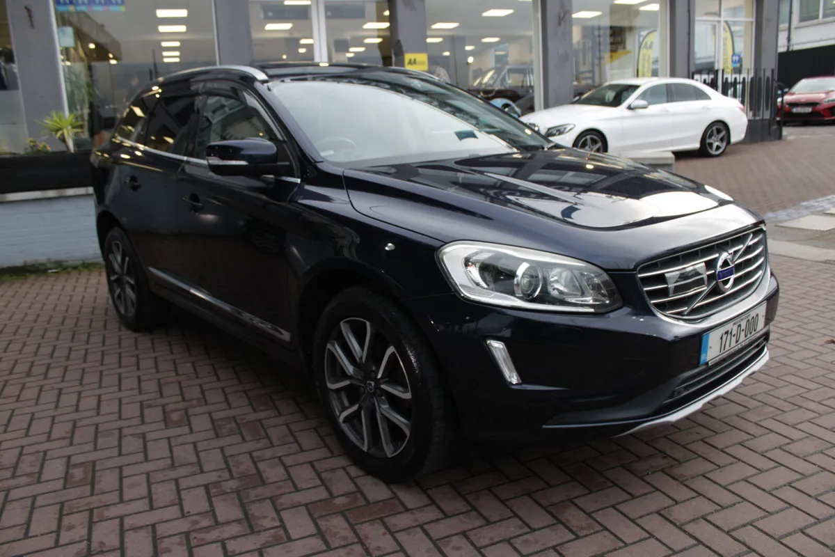 2.0D4 CLASSIC LUXURY EDITION 5DR ESTATE AUTO // PA - Image 2