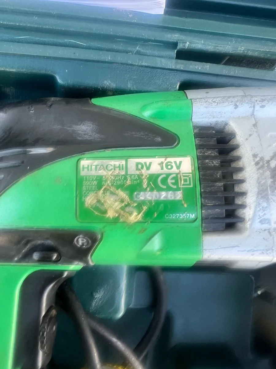 Impact drill Hitachi DV16V1 110 Volt drill. - Image 4