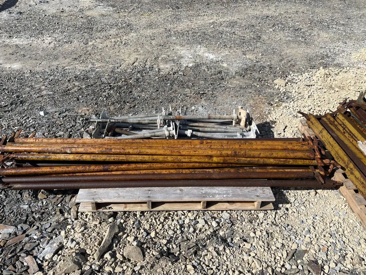 Scaffolding for sale - Image 4