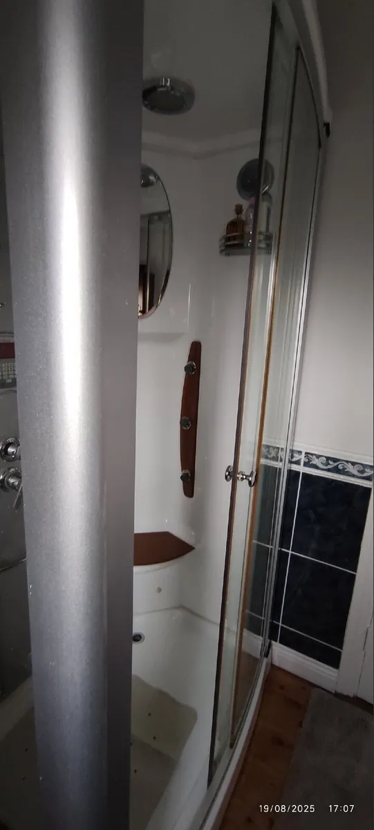 Shower enclosure - Image 3