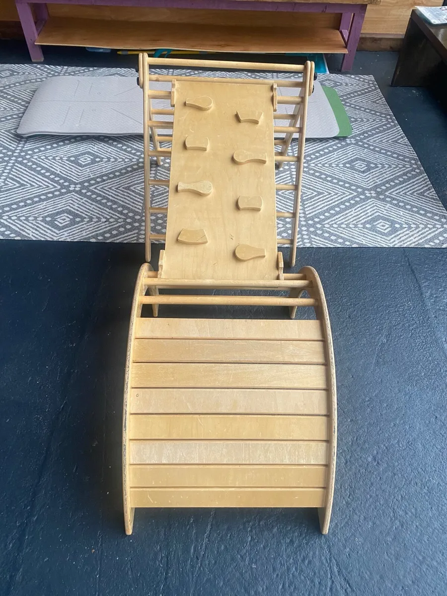 Kids wooden indoor climbing set - Image 3