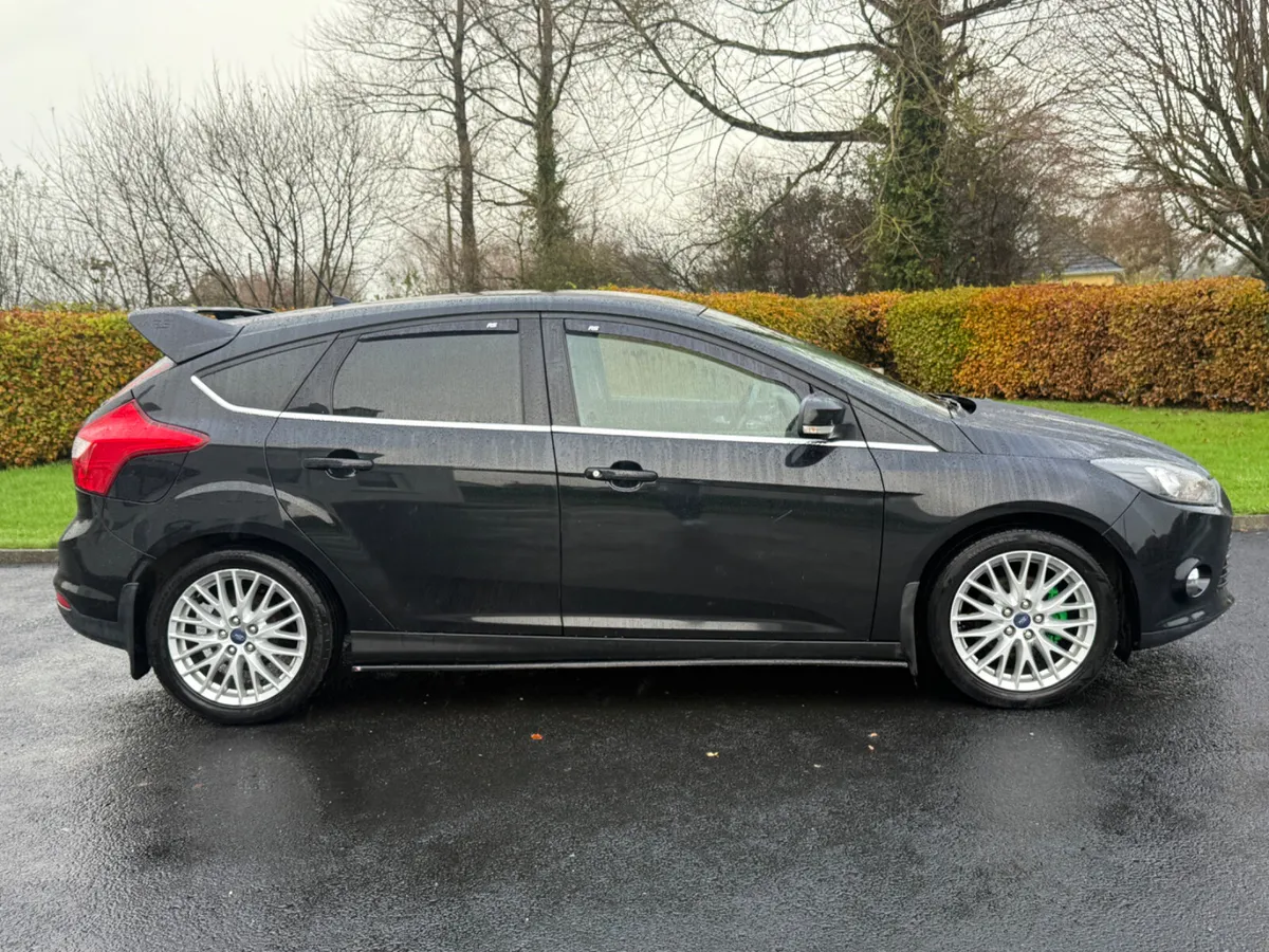 2014 Ford Focus Zetec 1.0 Petrol - Image 4