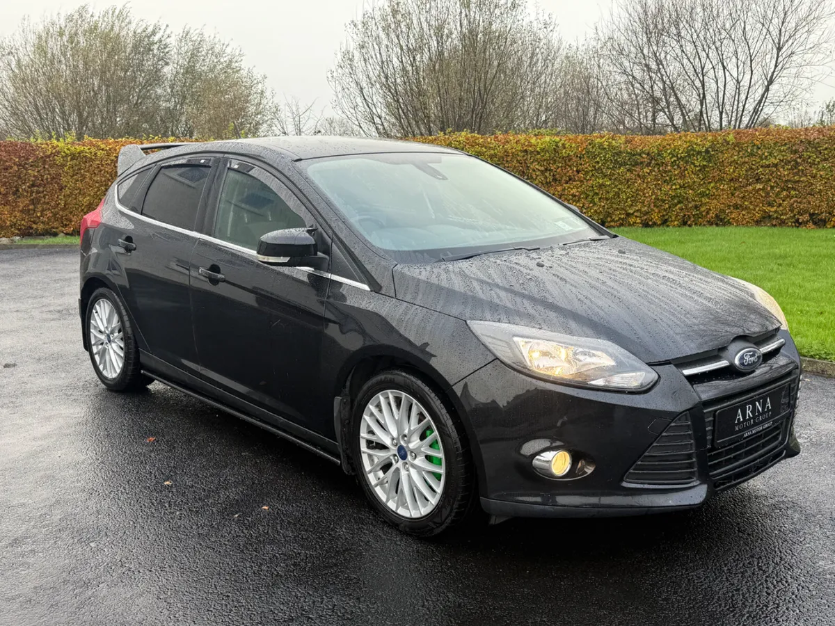 2014 Ford Focus Zetec 1.0 Petrol - Image 2