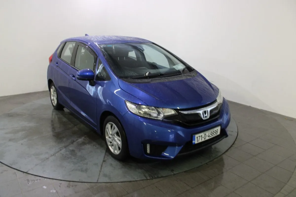 Honda Jazz 1.3 I-vtec SE CVT Auto - Image 1