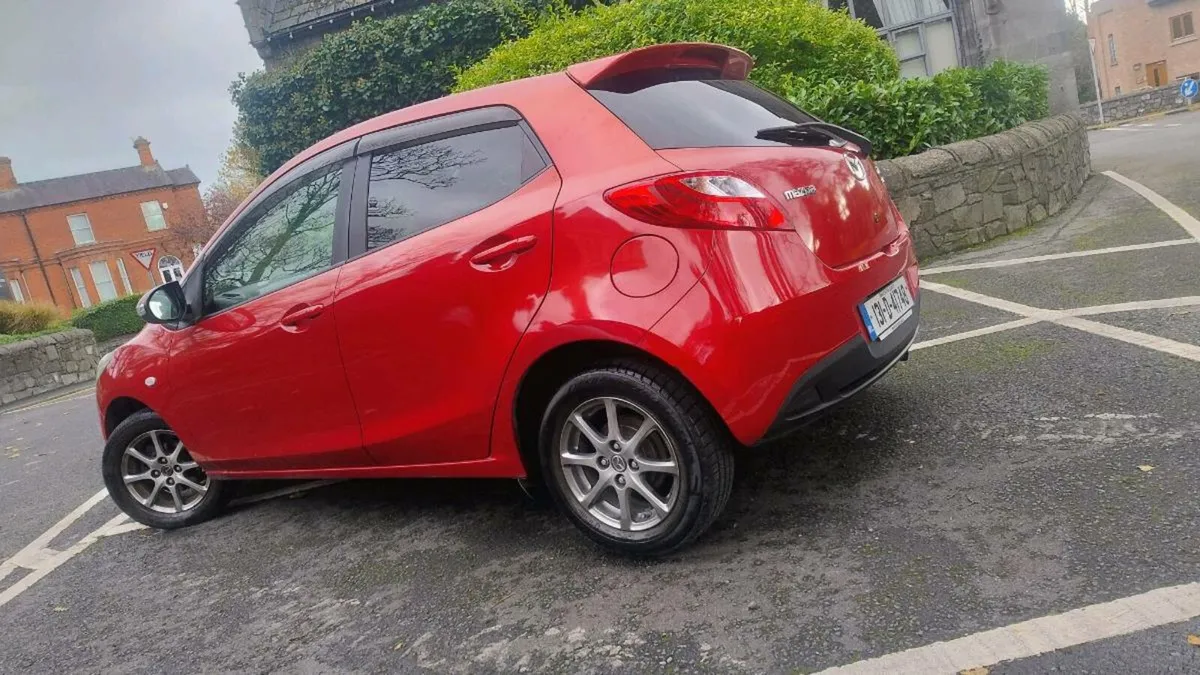 AUTOMATIC MAZDA 2~TAX & BRAND NEW NCT 01/27= €6950 - Image 3