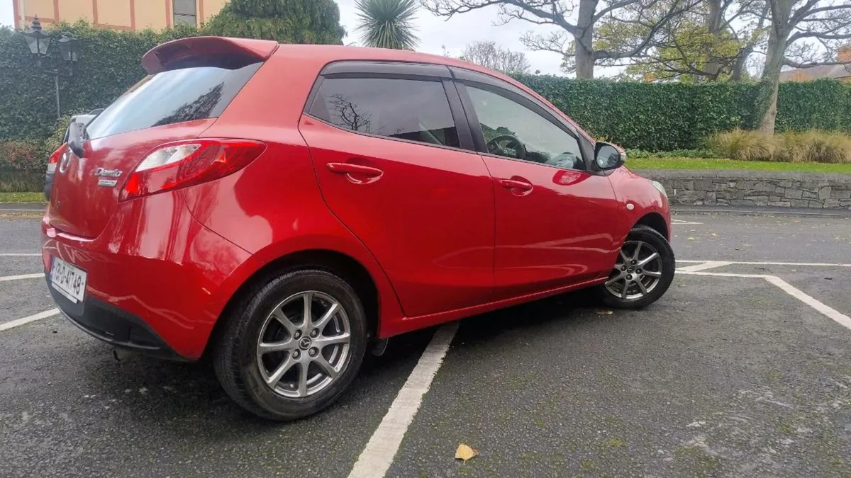 AUTOMATIC MAZDA 2~TAX & BRAND NEW NCT 01/27= €6950 - Image 4