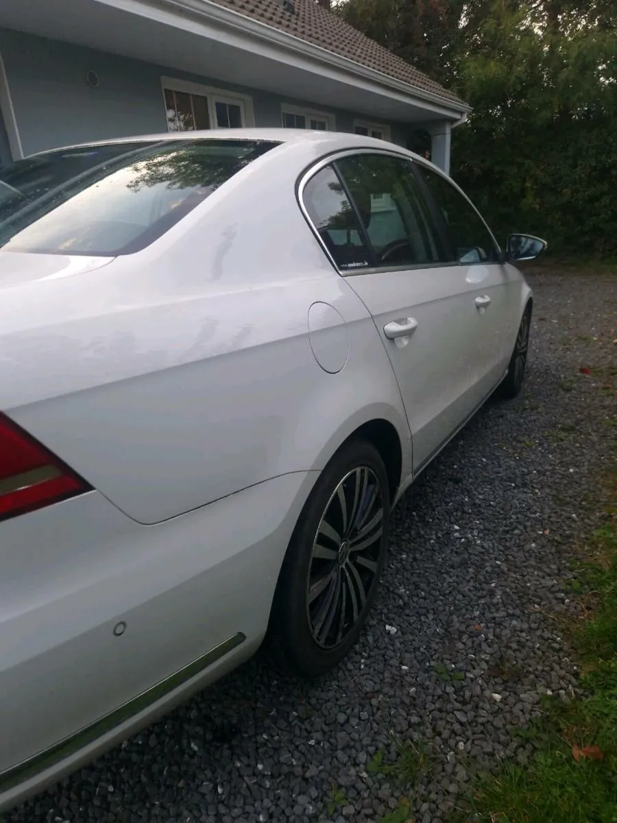 VW Passat - Image 2