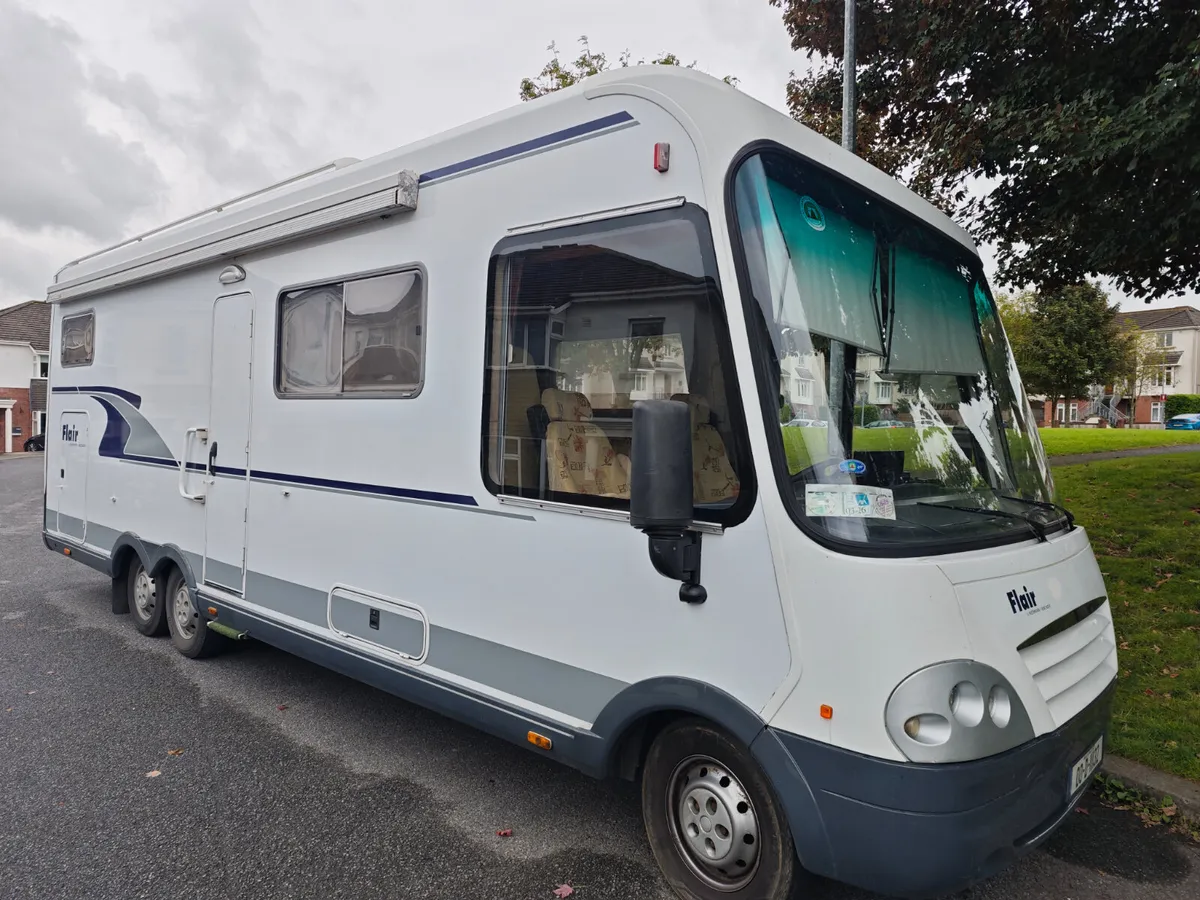 2000 Niesmann & Bischoff Flair Motorhome - Image 1