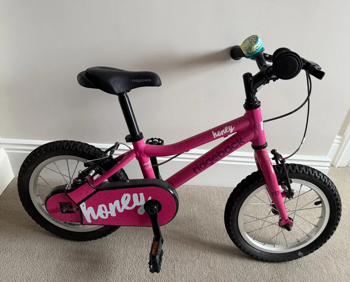 Girls Cerise Pink Bike 14” (Age 3 - 6 years) - Image 2