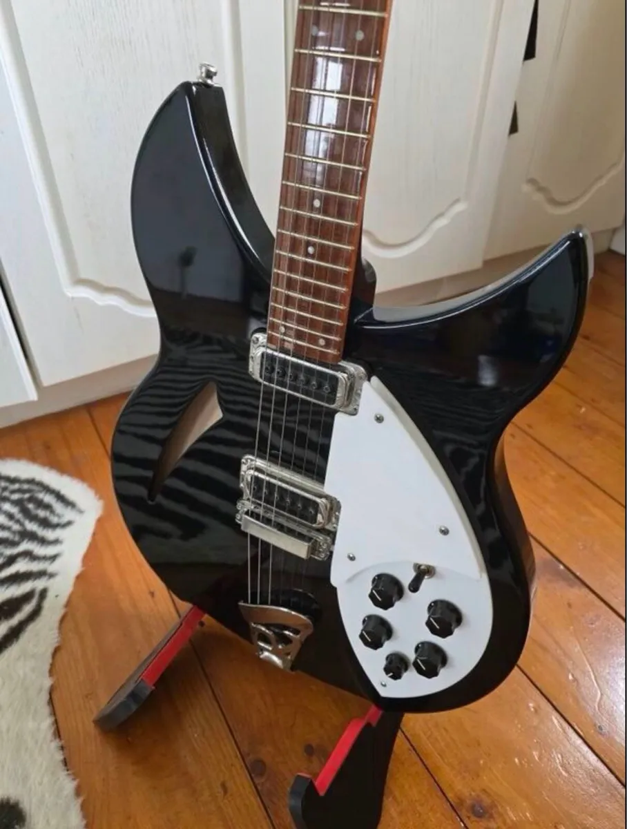 Rickenbacker 330 Jetglo - Image 3