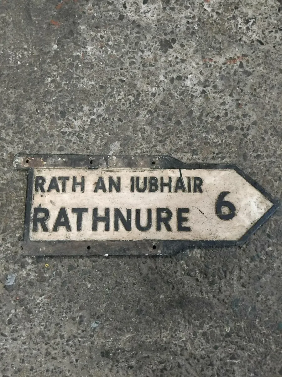 Road signs - Image 1