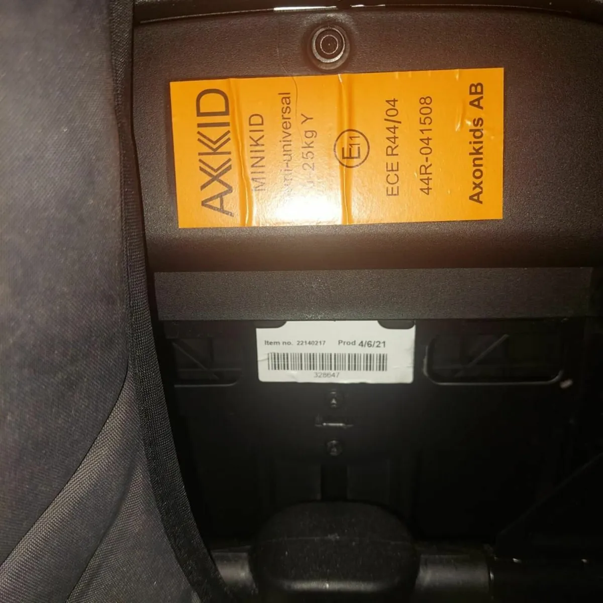 Childs Car Seat - Axkid Minikid 2 - Image 3