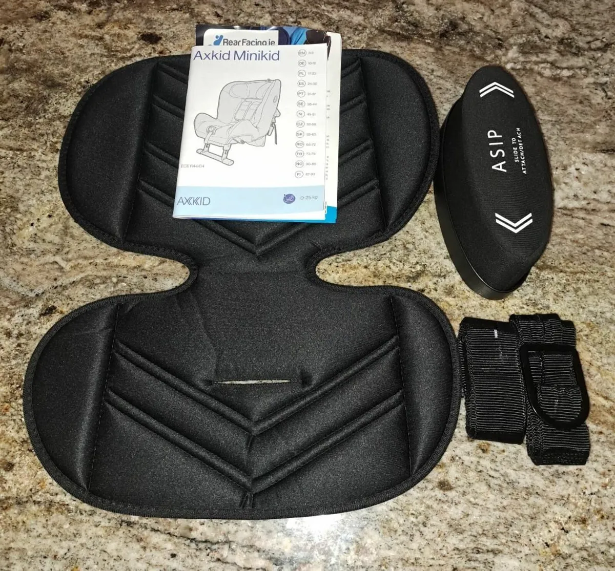 Childs Car Seat - Axkid Minikid 2 - Image 4
