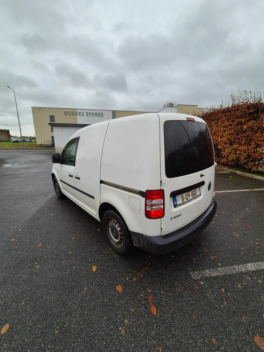 Volkswagen Caddy 2011 - Image 4