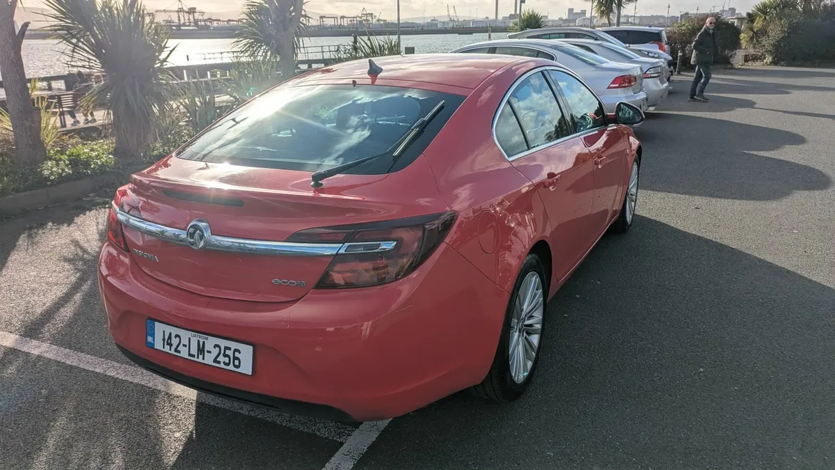 Vauxhall Insignia 2014 - Image 2